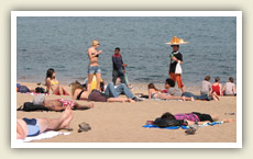 Městská pláž ve čtvrti Barceloneta