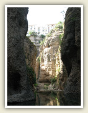 Tajná chodba vede až k hladině řeky