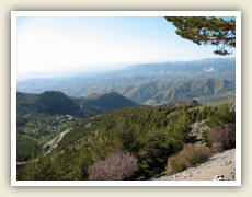 Nádherná horská příroda v nižších partiích pohoří